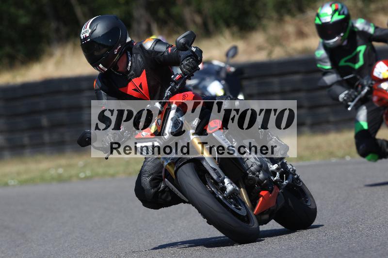 Archiv-2022/51 10.08.2022 Freeride Training ADR/Medium/40
